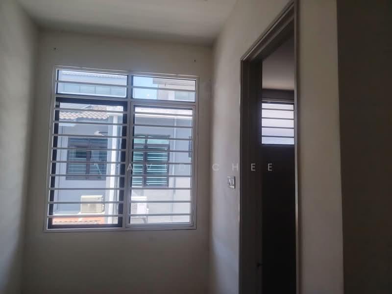 Lakeside Residences - 5