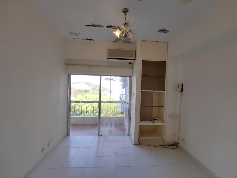 The Reef Condominium - 5