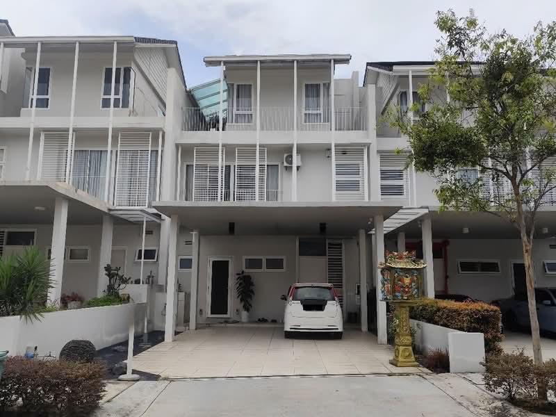 SENJA Private Residences - 1