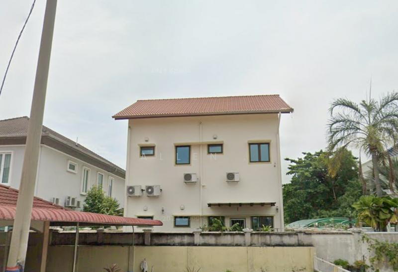 Jalan maju 4, Taman Hijau 1 Bank Lelong House Auction Date 01-Apr-26 - 4