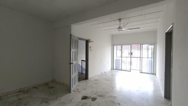 Taman Desa Kempas - 1