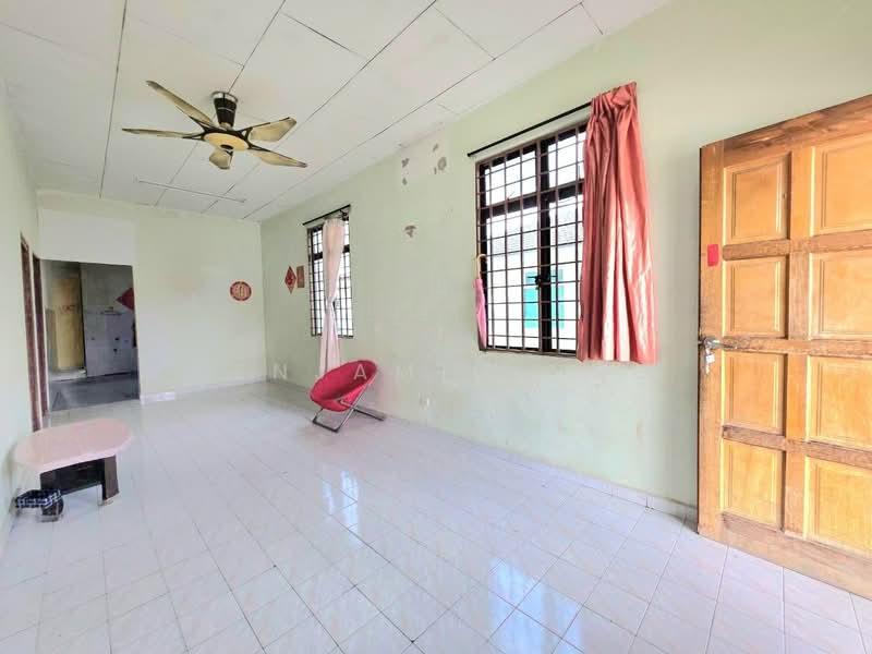 Taman Megah Ria - 5