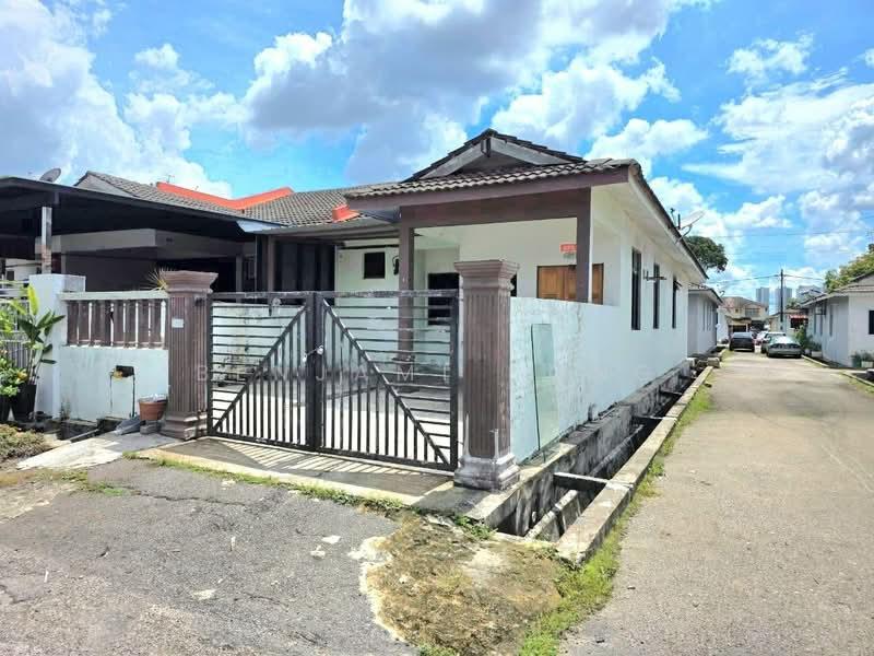 Taman Megah Ria - 2