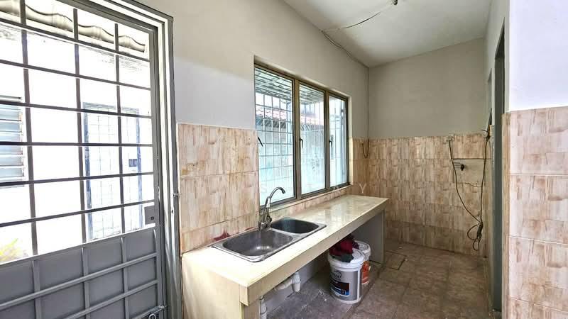 Taman Putra Ampang - 5