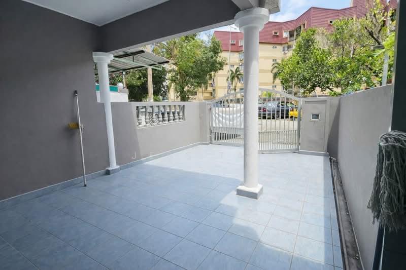 Taman Putra Ampang - 3