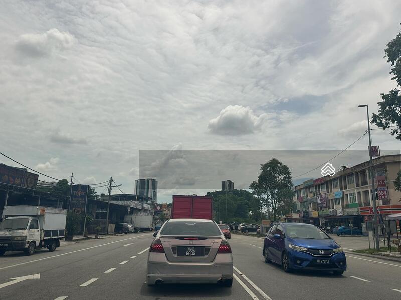 Pusat Perniagaan Sungai Jelok Kajang - 1