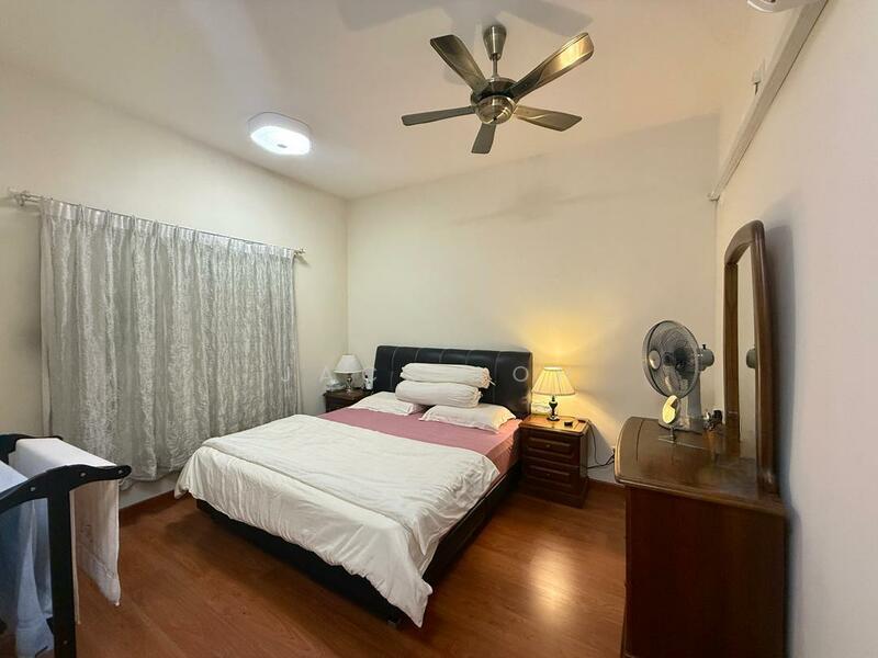 Larkin Residence (Phase Three) - 4