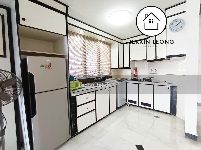 The Reef Condominium - 5