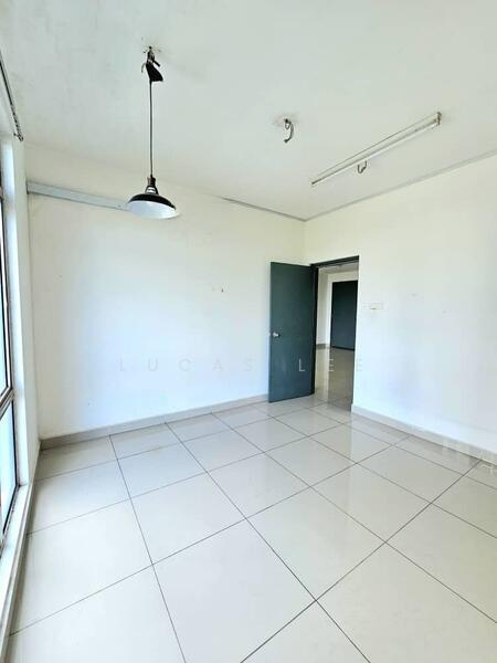 D'Ambience Residences (Pangsapuri Ikatan Flora) - 4