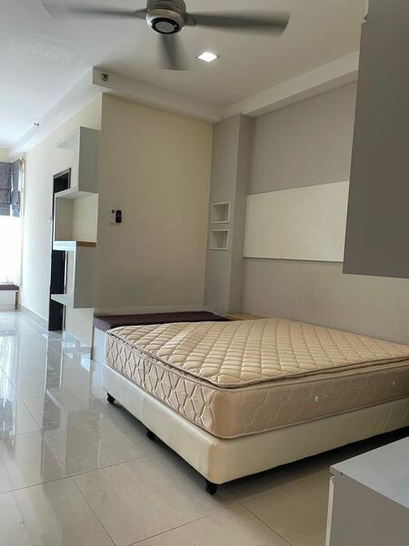 Shaftsbury Residence - 4