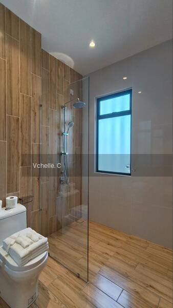 Kaze Hill - 2
