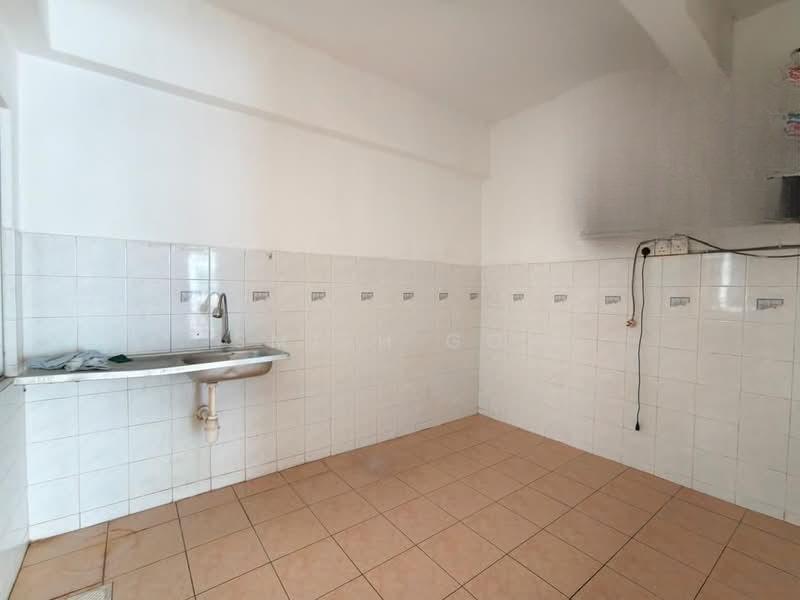 Putri Ria Apartment - 5