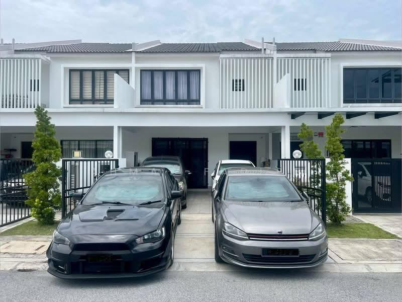 Sejati Lakeside @ Cyberjaya - 1