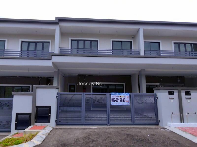 Bandar Seri Botani - 1