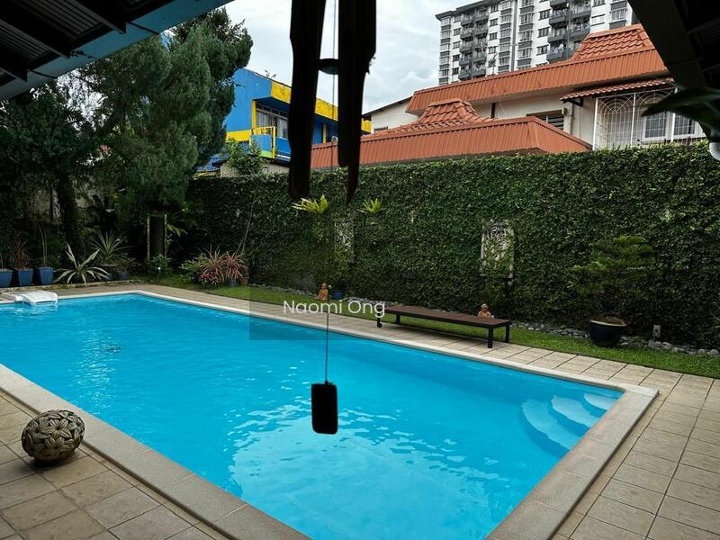 Bungalow at Taman Ampang Utama - 4
