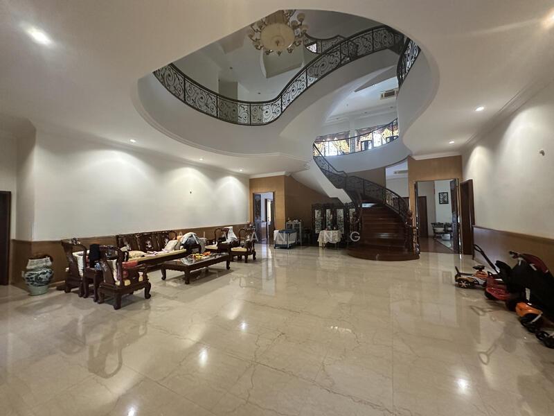 Bandar Sungai Long - 1