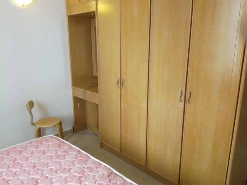 Gurney Park Condominium - 3