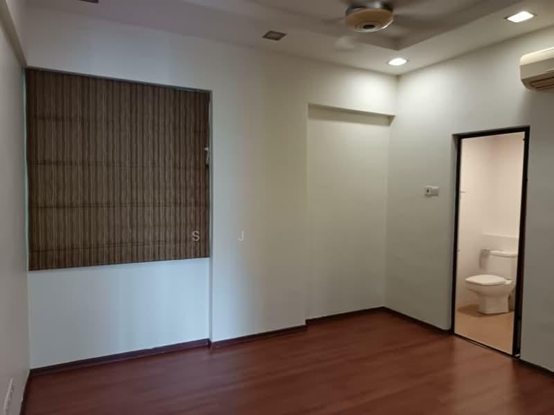 Straits Regency - 3