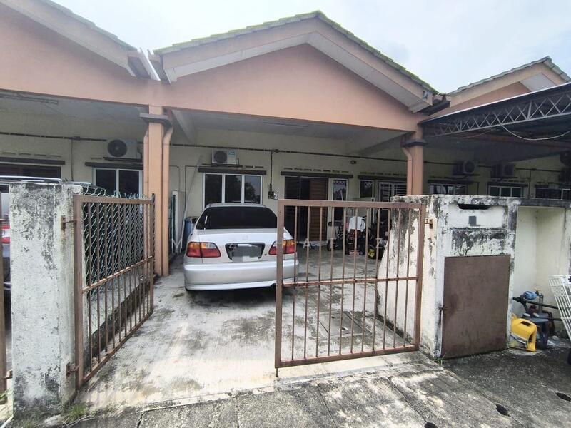 Single Storey Jalan Bangau Telok Panglima Garang - 1