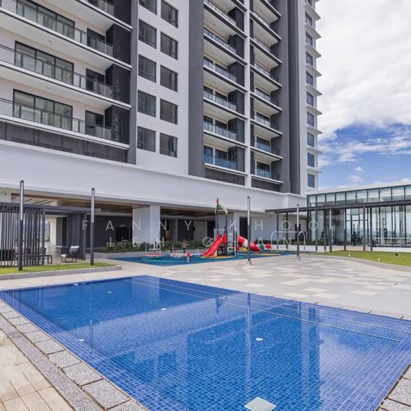 Jesselton Twin Towers - 5