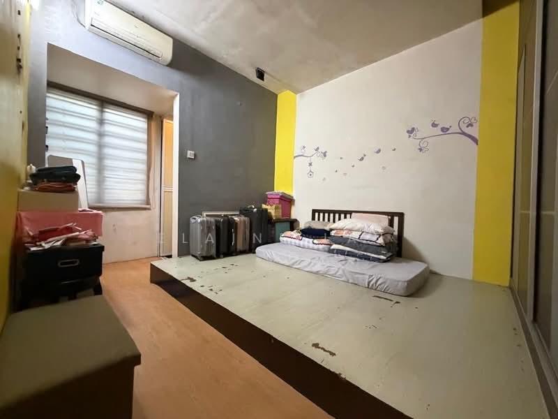 Taman Johor Jaya - 2