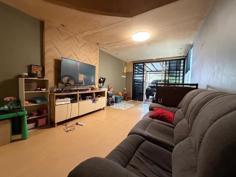 Taman Johor Jaya - 1