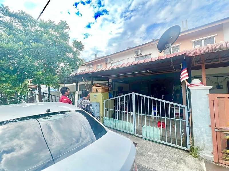 SP 6 @ Bandar Saujana Putra - 1