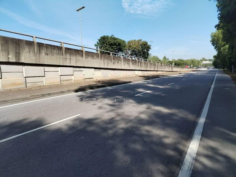 Tanah Lot Desa Timah Langat Dengkil - 1