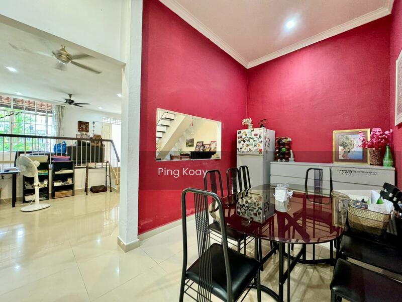 2 STY TERRACE | 1250SF | RENOVATED | near FETTES - 4