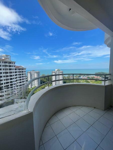 Eden Seaview Condominium - 4
