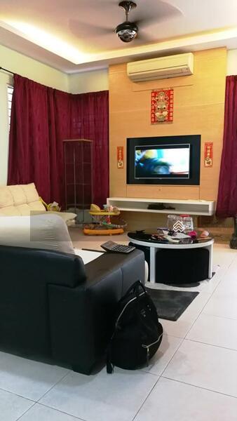 Renovated Townhouse Lower Unit 1600sf D'Alpinia Puchong - 2