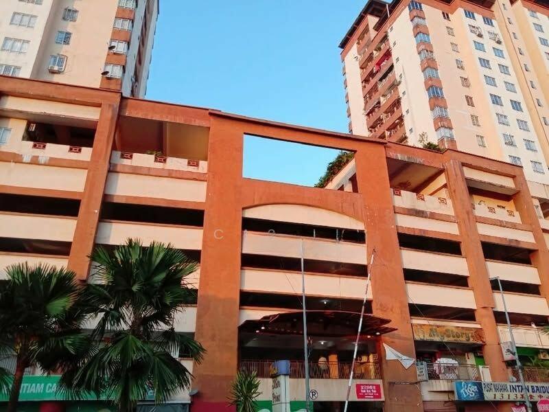 Plaza Metro Prima - 3