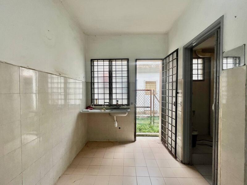 2 Storey Terrace @ Bandar Bukit Mahkota Seksyen 2 Bangi - 5