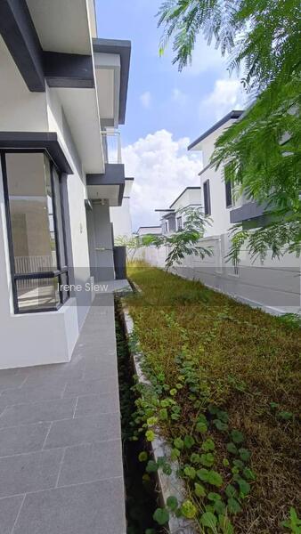 TAMAN BUKIT KEMAYAN - 5