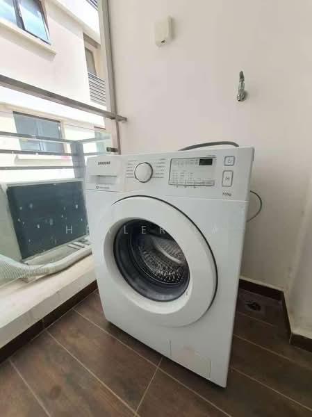 Amberside @ Country Garden Danga Bay - 4