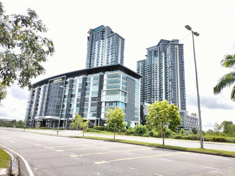 Kenwingston Square Garden - 1