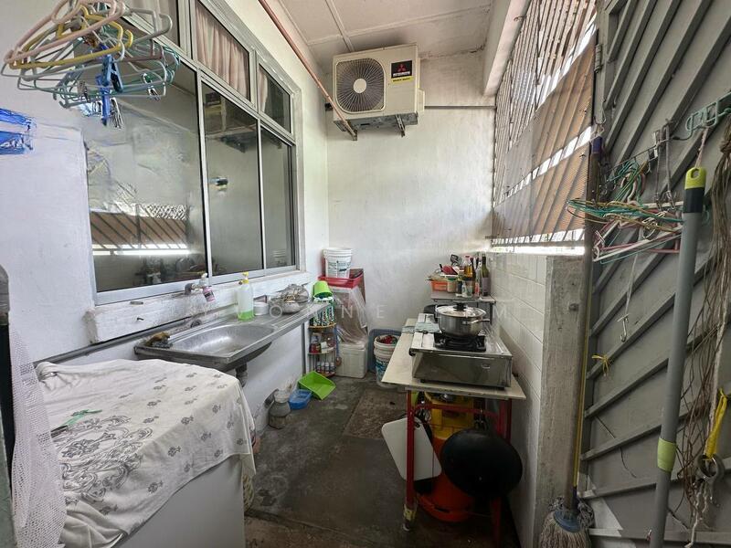 Taman Universiti - 3