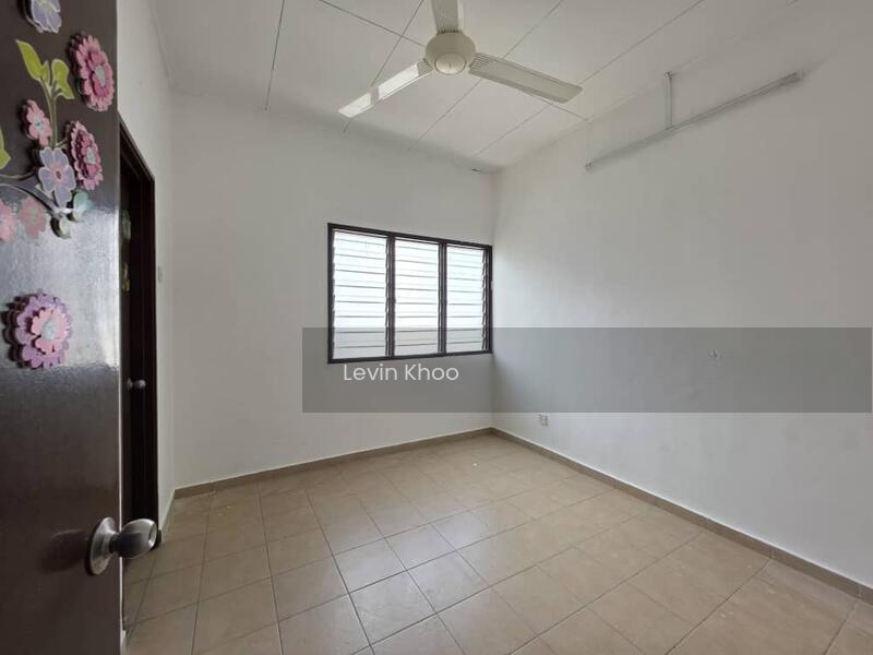 Puncak Alam @ 2 Storey Terrace End Lot - 4