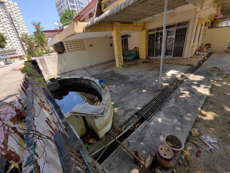 2-storey semi-d house in Lorong Batu Bukit 2 @ Tanjung Tokong, Penang - 4