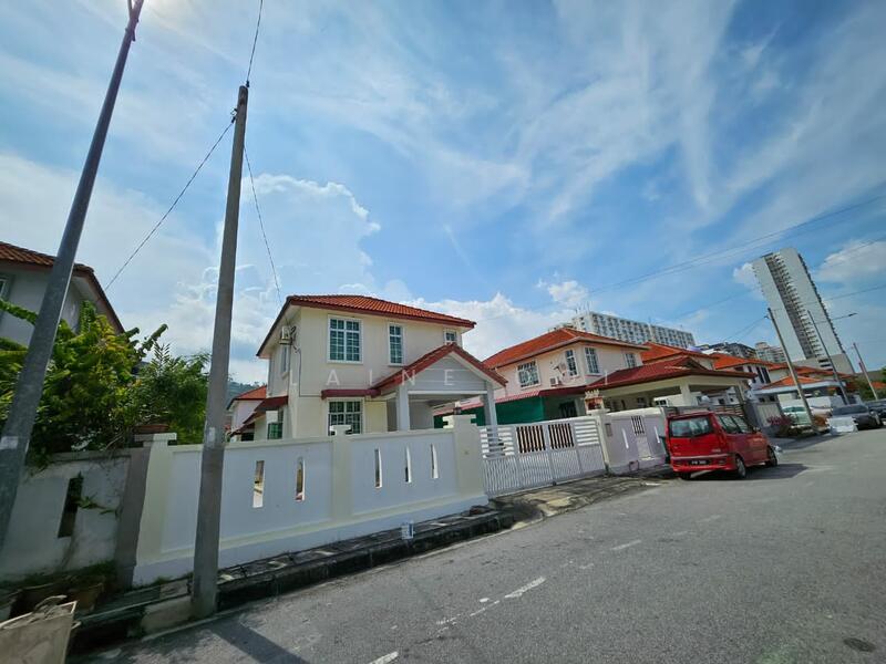 Solok Rajawali Bayan Lepas - 1