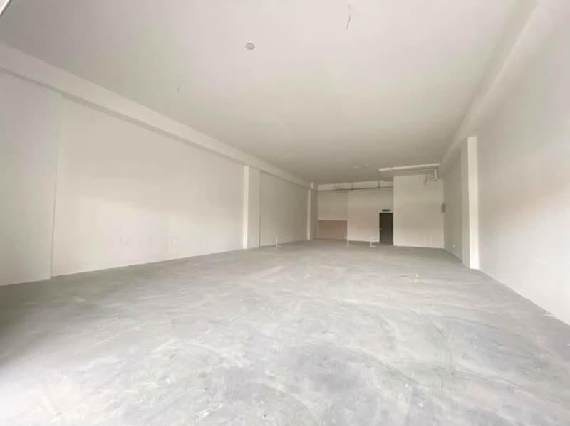 Air-Conditioned Shoplot for Sale @ Kuala Lumpur - 1
