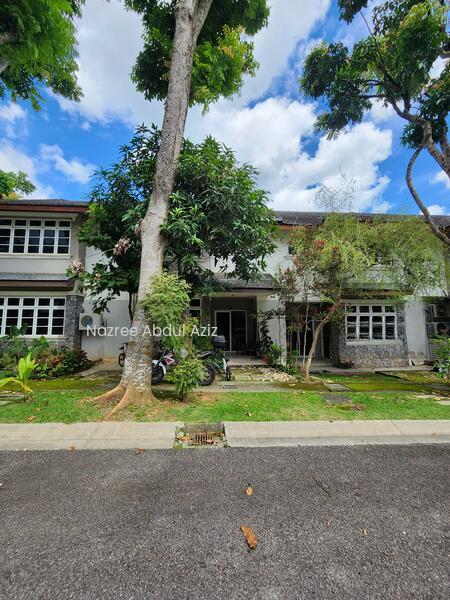 Perdana Lakeview East Serenity Garden Home - 1