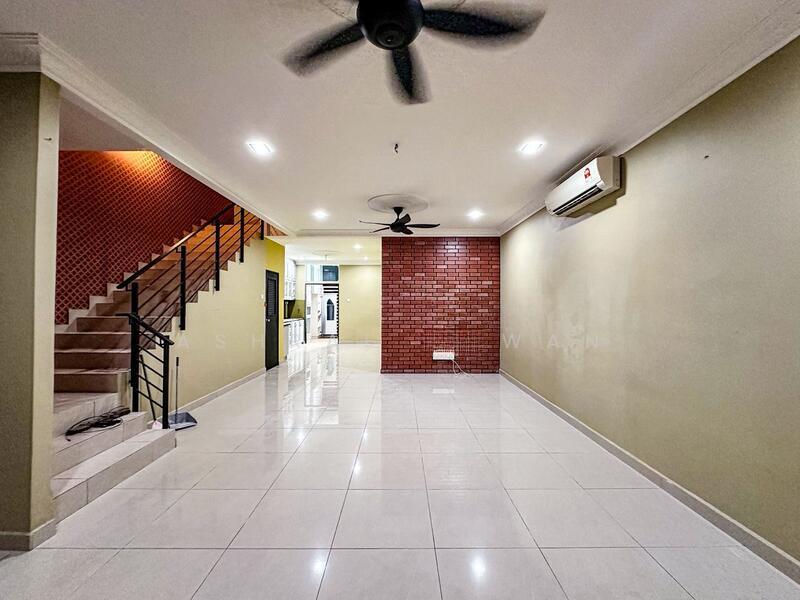 DOUBLE STOREY TERRACE BANGI AVENUE 1 - 5