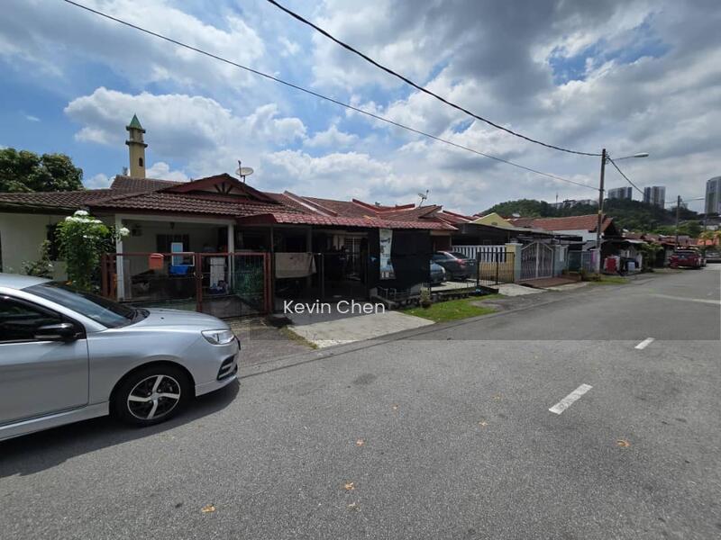 Taman Kantan Permai - 1