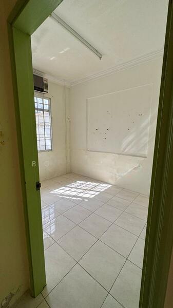 Samarahan Semi D Single Storey - 5