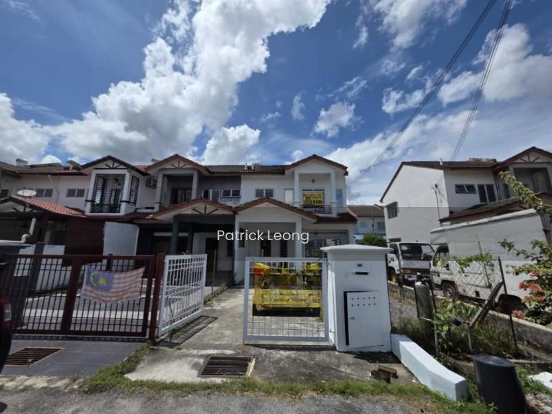 Alam Perdana Puncak Alam - 1