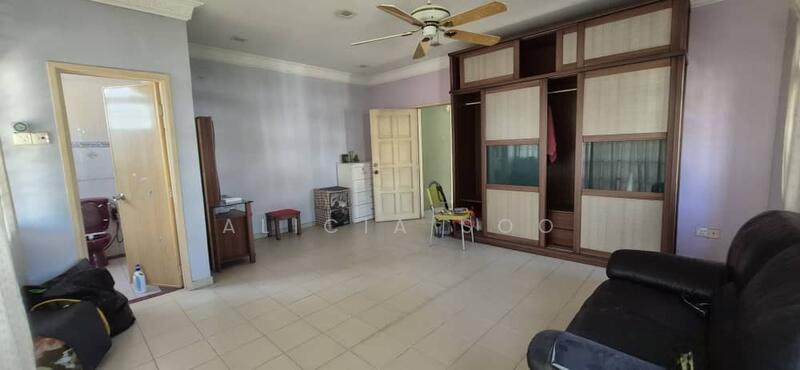 Taman Sri Putra @ Sungai Buloh, Selangor - 2