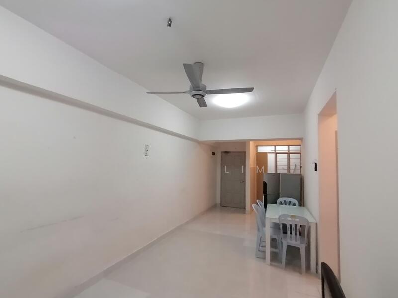 Main Place Residence - 3