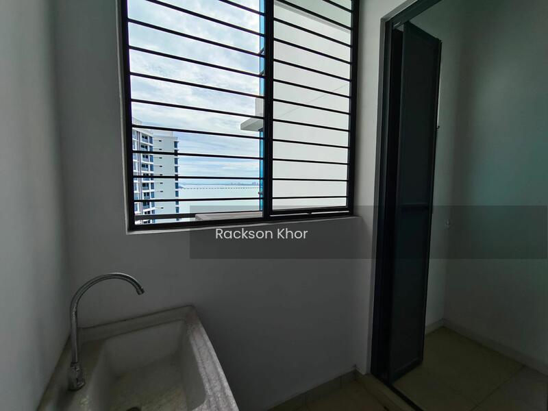 Queens Residences Q1 @ Queens Waterfront - 2