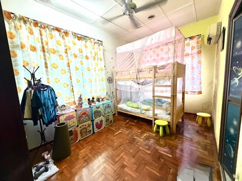 Taman Perling Corner Lot Unit - 4